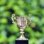 ゴルフコンペは賞で盛り上がる！定番からユニークな賞一覧とおすすめ景品を紹介