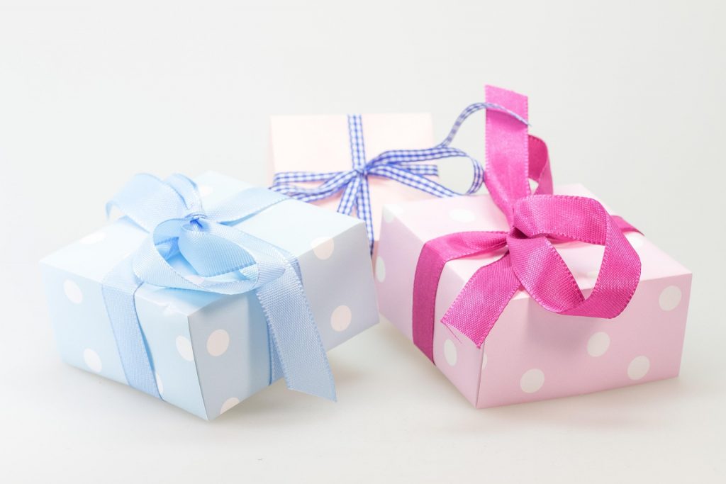 結婚式の二次会でおすすめの景品