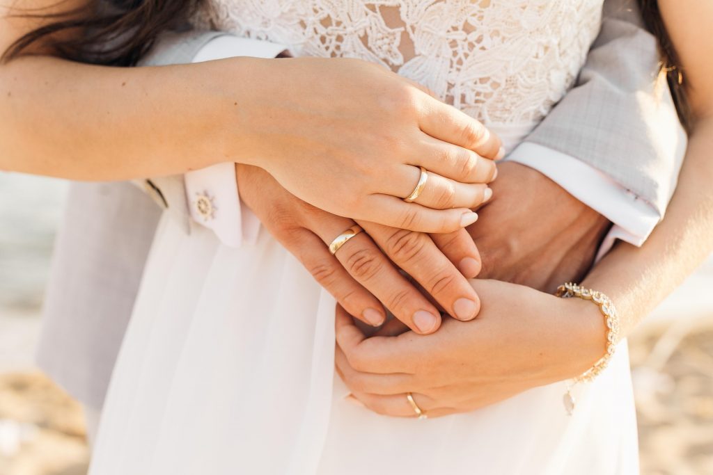 結婚式の二次会をやらなきゃよかったと後悔しないためのコツ