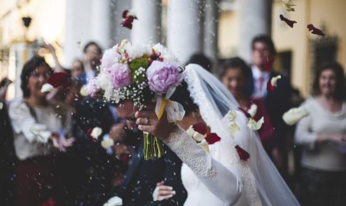 結婚式の二次会「やらない」はアリ？割合・理由・代案まで徹底解説！