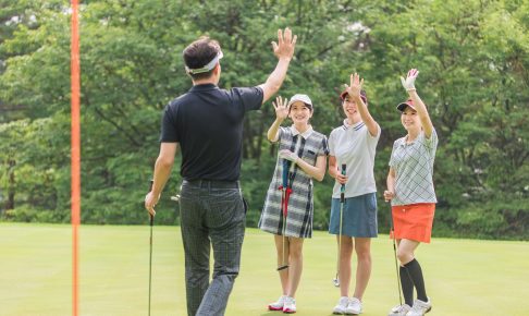 ホールインワンをしたら何をする？やることと出費を抑えるポイントを解説