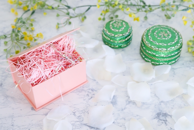 結婚式のゲームにかける景品の予算と個数の目安